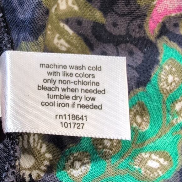 Lane Bryant dark floral print flutter-sleeve ruffle-neck blouse, size 24 - Picture 5 of 8